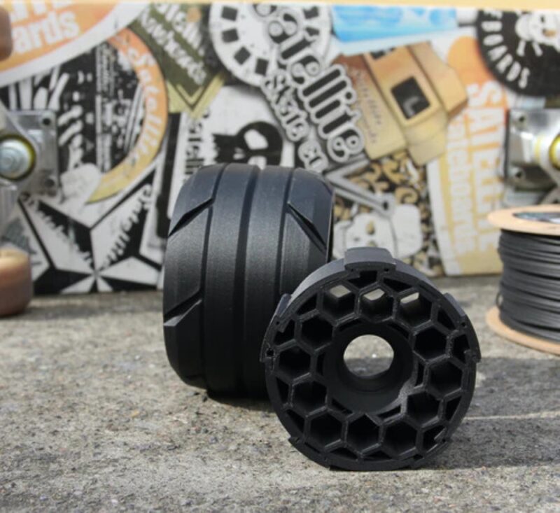 PolyLite PLA-CF 175 Spool Picture Asymmetric evolt portugal espana filamento impressao 3d black preto fibra carbono carbon fiber detalhe