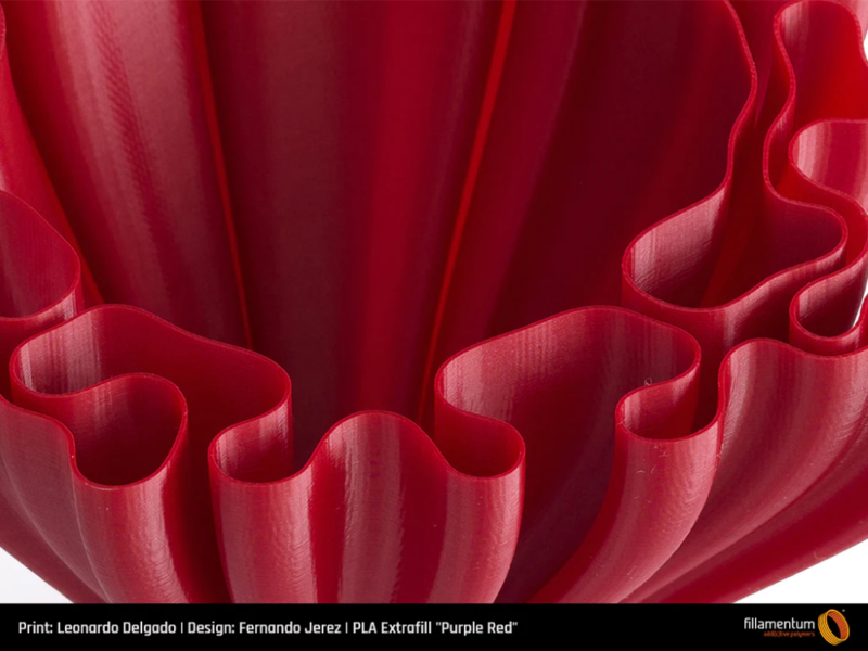PLA_Extrafill_Purple_Red_Leonardo_Delgado_Wavy_vase_1-Portugal-Espana-Evolt-Impressao-3D