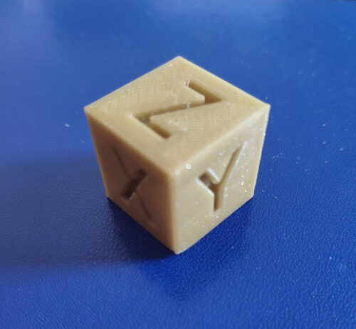 PLA FIL3D 4032D 1kg Ouro Glitter - Tucab photo review